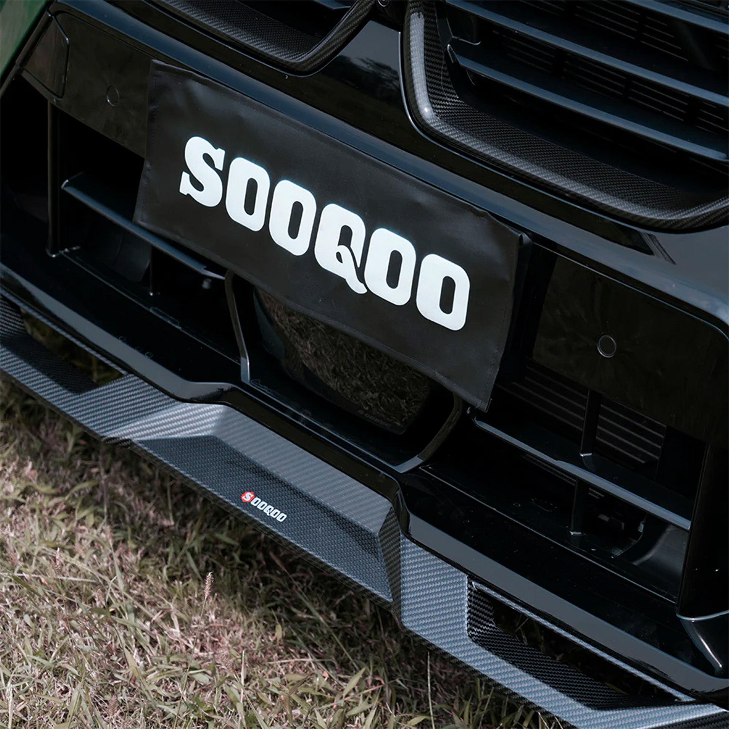 SooQoo BMW F95 X5M LCI Carbon Fibre Front Splitter