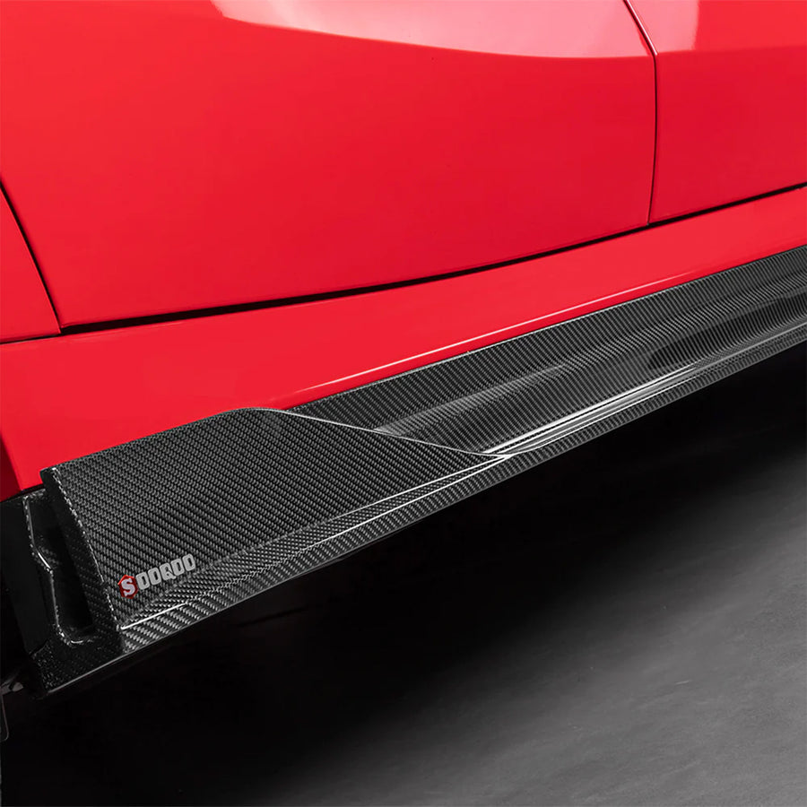 SooQoo Carbon Fibre Side Skirts for BMW F96 X6M & G06 X6 LCI