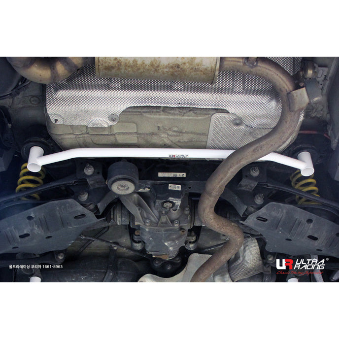 Ultra Racing BMW 4 Series (F32) Rear Lower Brace URKR-RL2-3289