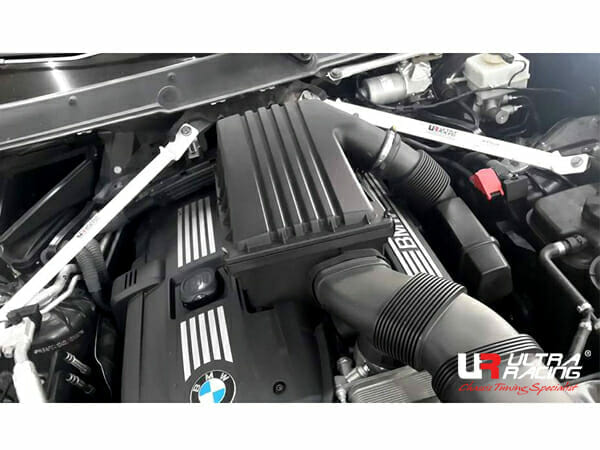 Ultra Racing BMW E70 (X5) 3.5 10-13/E71 X6 3.0TT 08-14 4WD UltraRacing 4P Front Upper Strutbar (639P) URTW-TW4-2639P