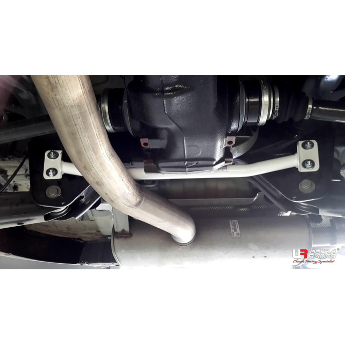 Ultra Racing BMW X4 (F26) Rear Lower Brace RL2-2892