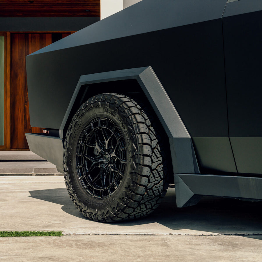 Vossen HFX-1 Forged Alloy Wheels In Gloss Black (6-Lug)