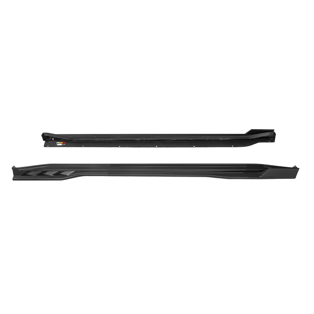 SooQoo BMW G09 XM Side Skirts In Gloss Carbon Fibre