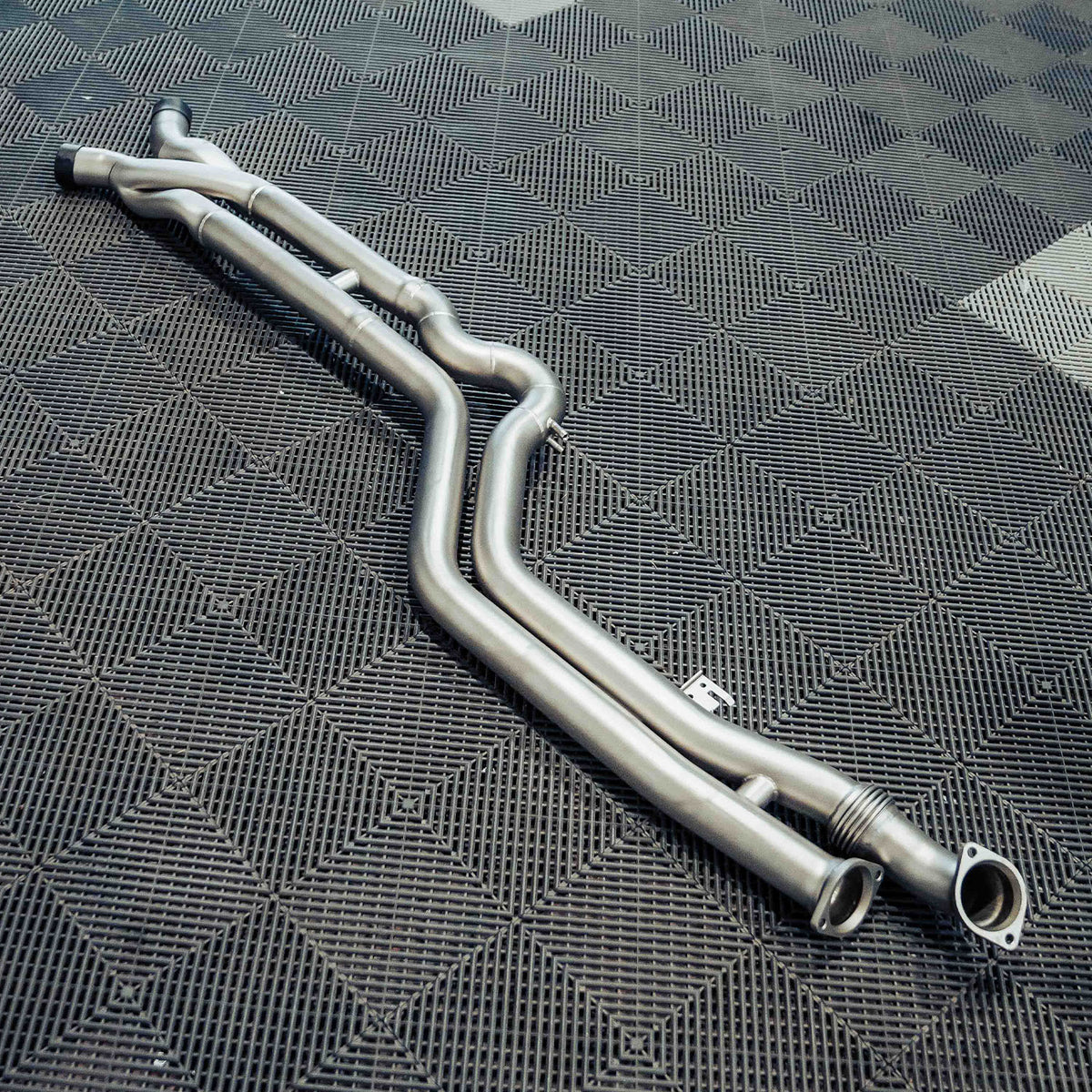 Deep Tone Industries x Toroing BMW G87 M2 Equal Length Z Pipe Midpipe (2023+)