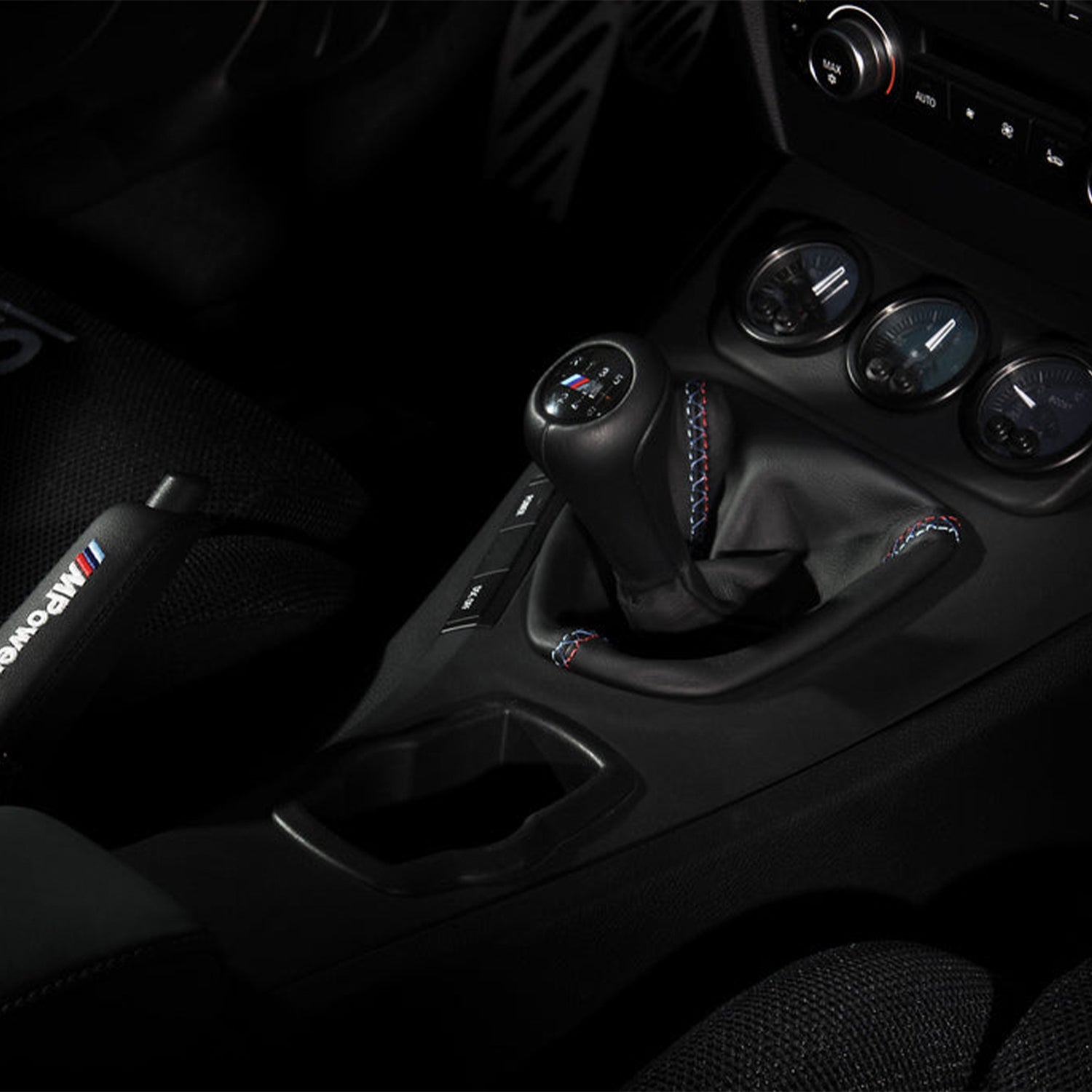 IND BMW E90, E92 & E93 M3 Tri-Colour Leather Shift Boot