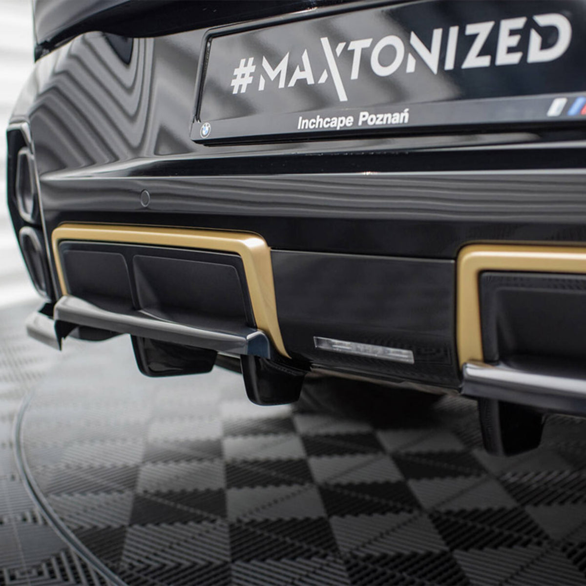 Maxton Design BMW G09 XM Rear Diffuser With Vertical Bars In Gloss Black