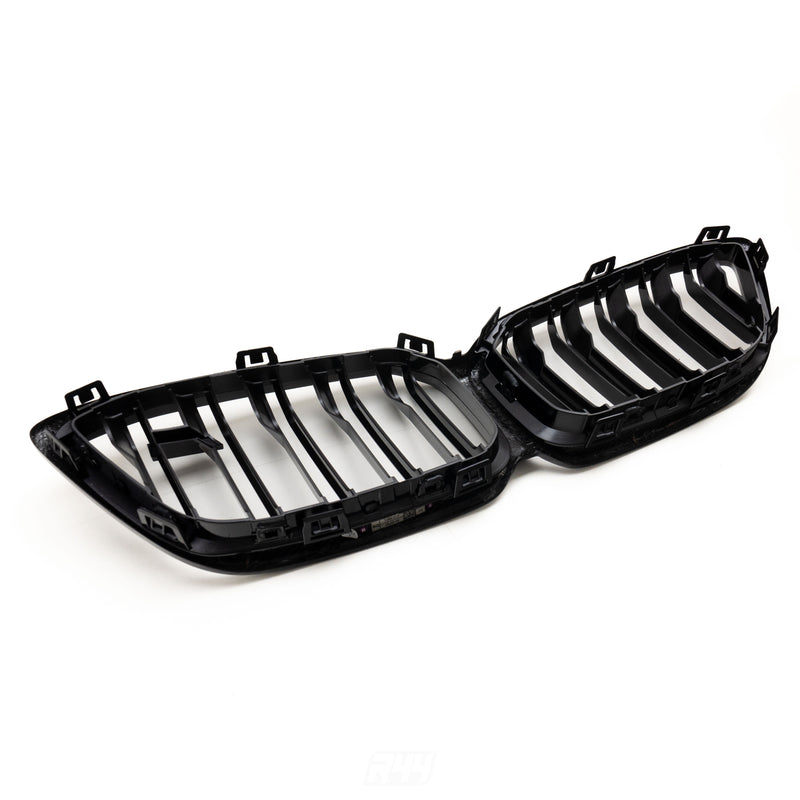 MHC+ BMW F87 M2 Competition Premium Front Grille In Pre Preg Carbon Fibre & Gloss Black (2018-2020)