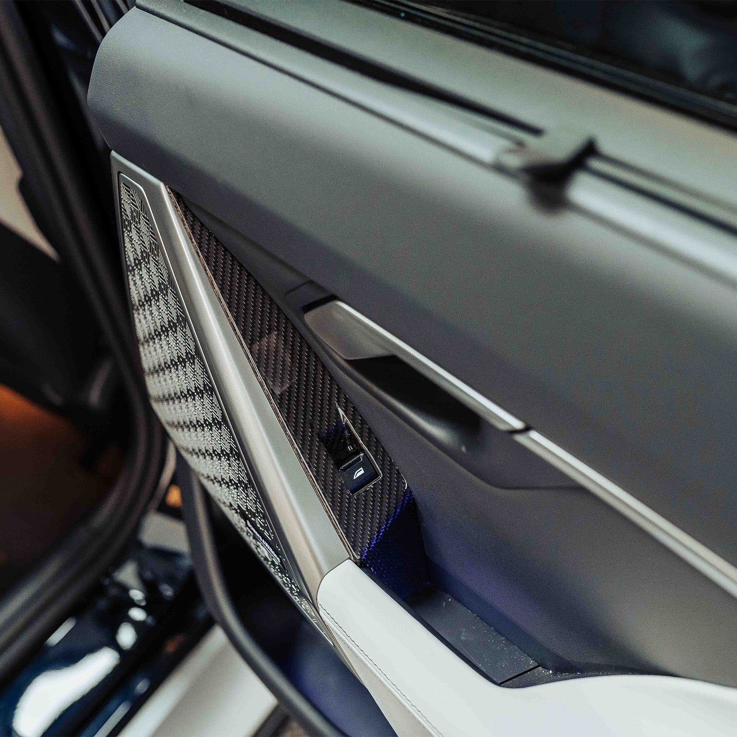 SHFT BMW G90/G99 M5 & G60/G61 5 Series Interior Window Switch Trim Set In Gloss Carbon Fibre