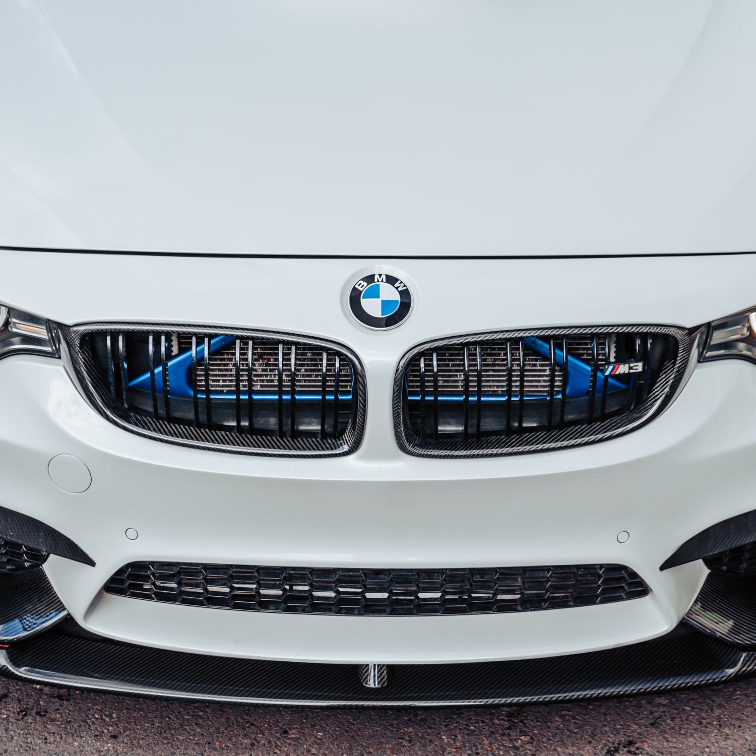 MHC BMW M3/M4 Double Slat Front Grille In Gloss Carbon Fibre (F80/F82)