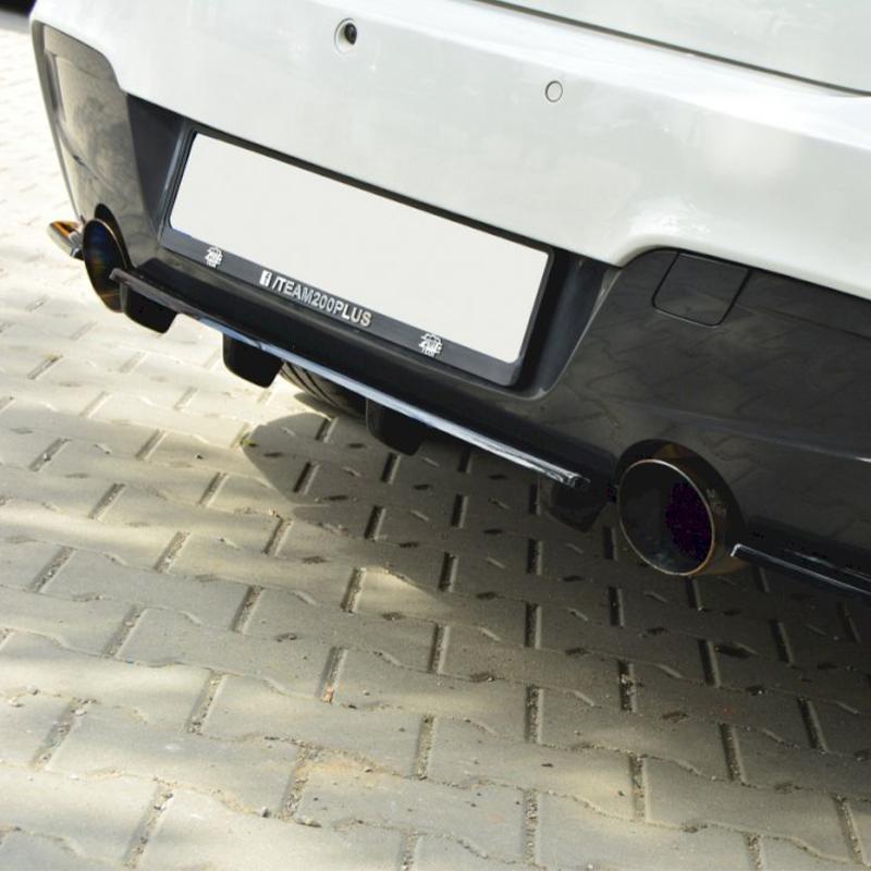 Maxton Central Rear Splitter BMW 1 F20/F21 M-Power (With Vertical Bars)-R44 Performance