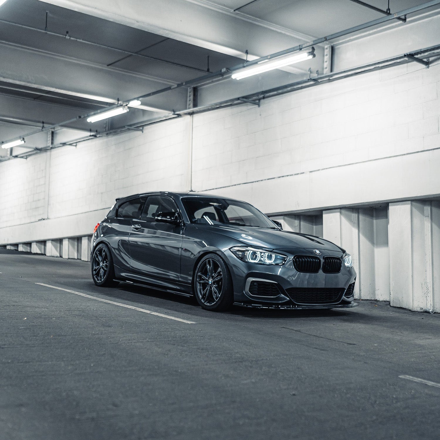 ZAERO Design BMW 1 Series LCI Gloss Black Front Splitter Fitted